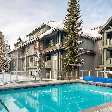 Glacier Lodge Whistler Buitenkant foto