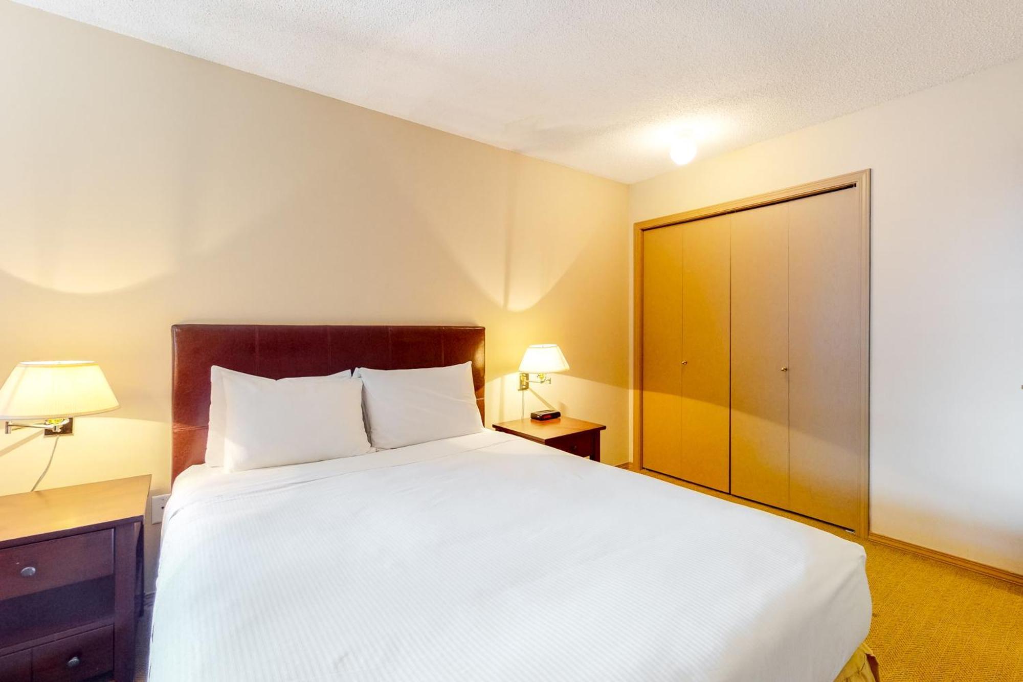 Glacier Lodge Whistler Kamer foto