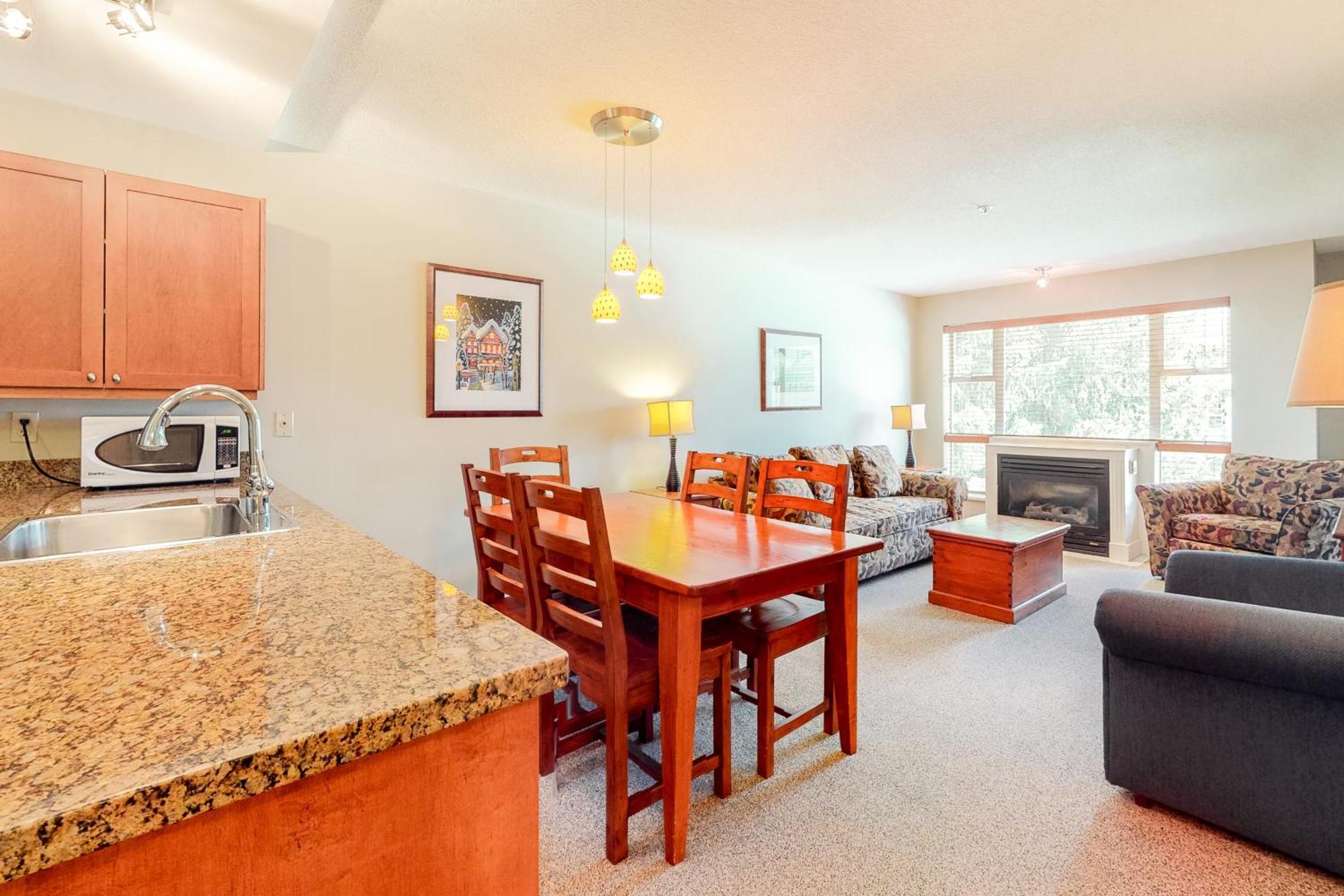 Glacier Lodge Whistler Kamer foto