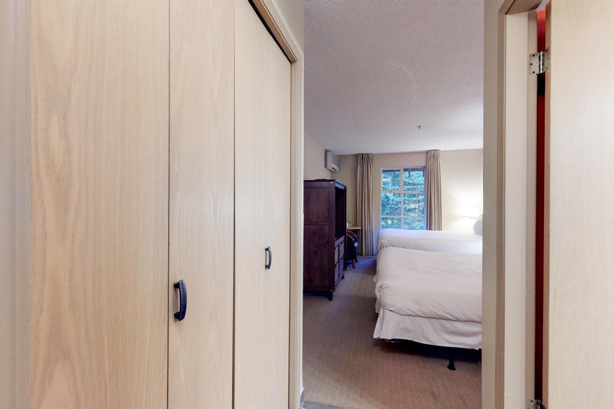 Glacier Lodge Whistler Kamer foto