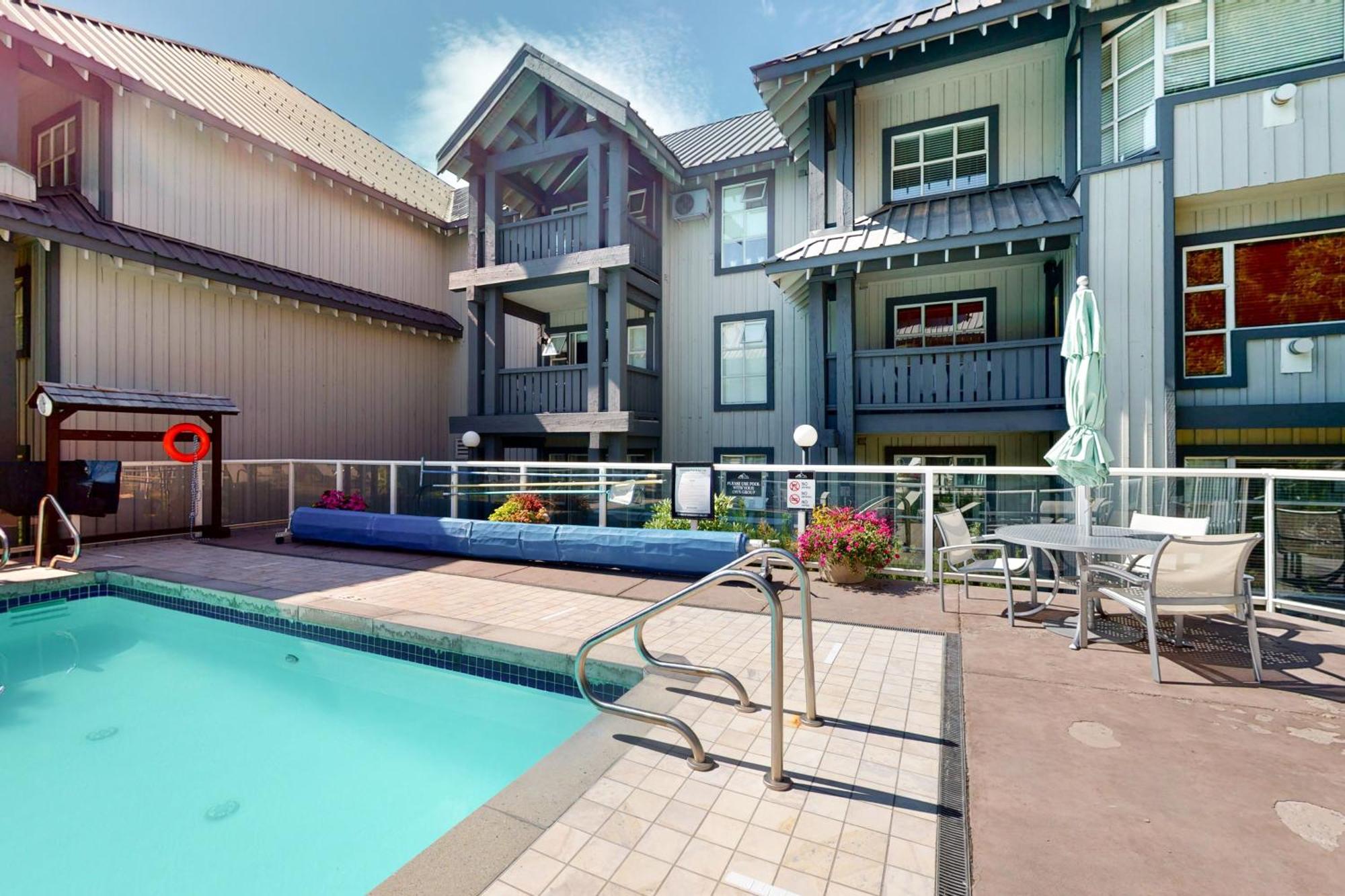 Glacier Lodge Whistler Buitenkant foto